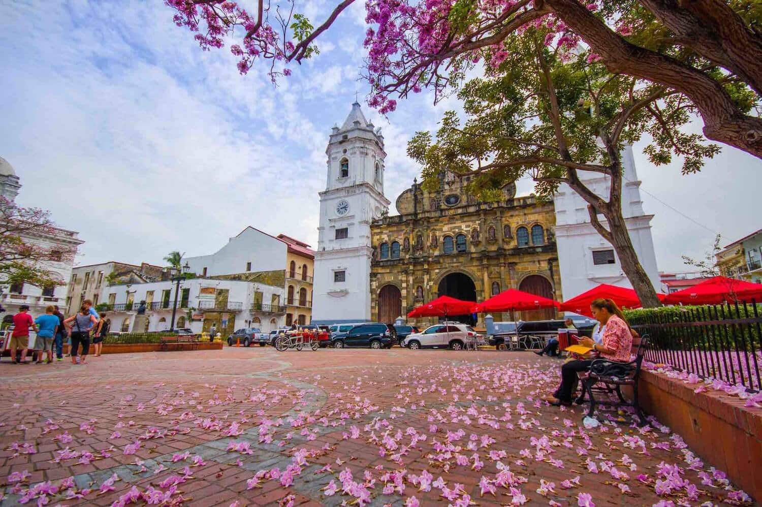 Casco-viejo-plaza